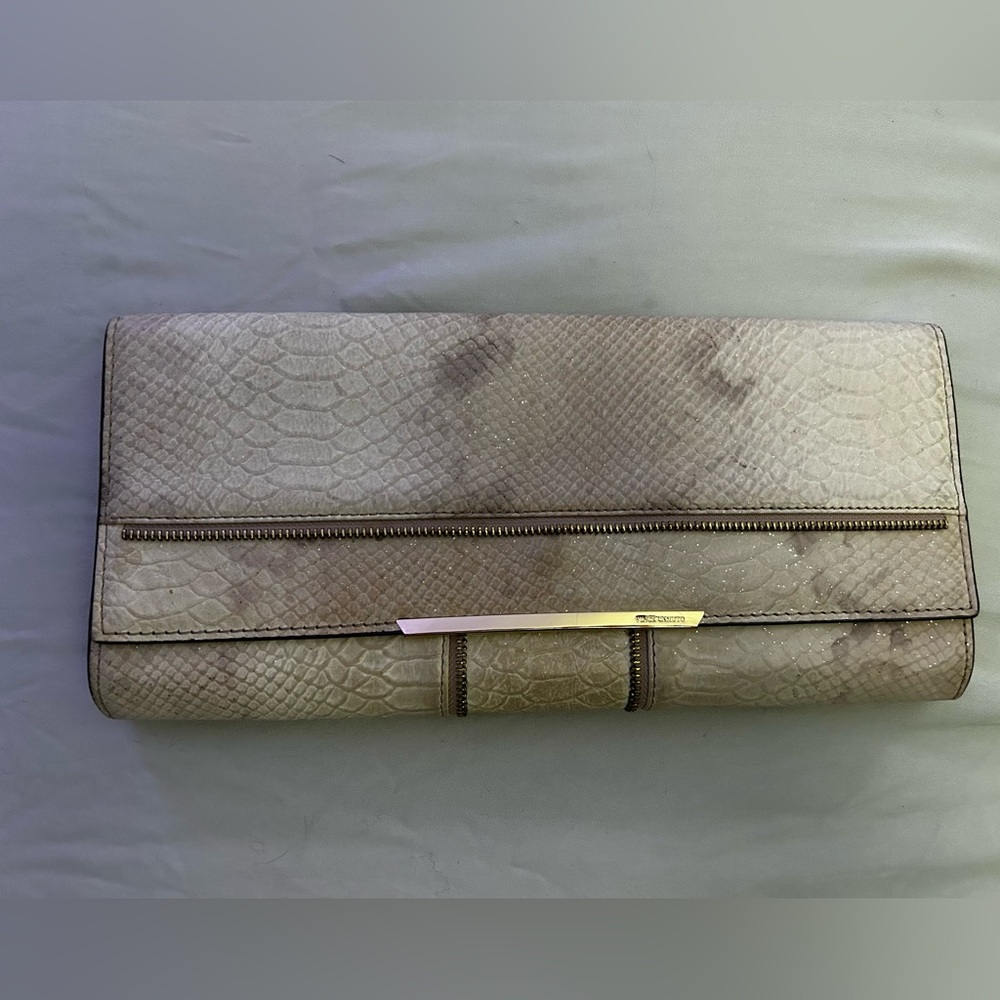 Vince Camuto Clutch Excellent Condition